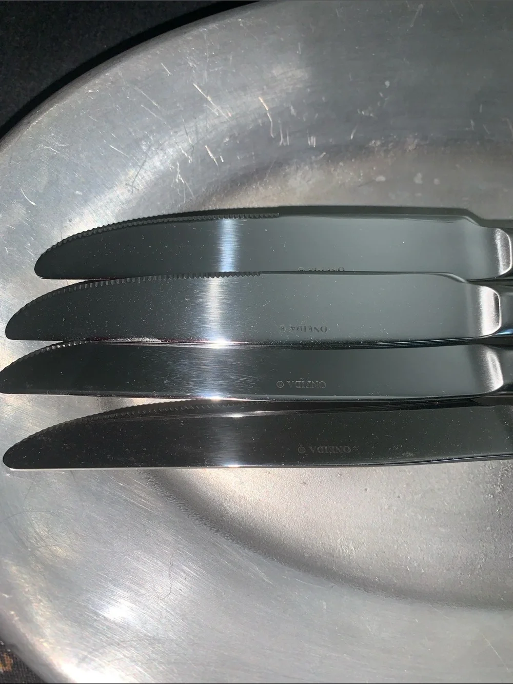 WOWOW - Wagner Ware 2 Carder's Sizzling Steak Platters + 8 new Knives = 10 pcs